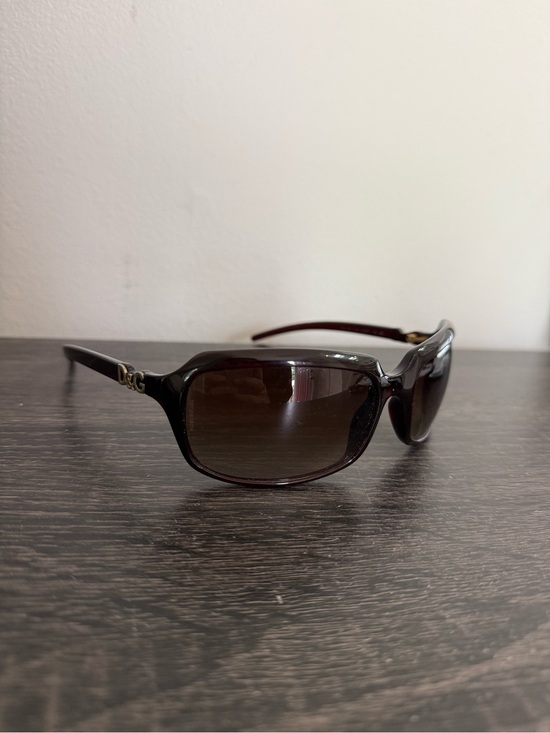 D&G Women\'s Dark Brown Frame Sunglasses with Brown Gradient Lenses main image 4